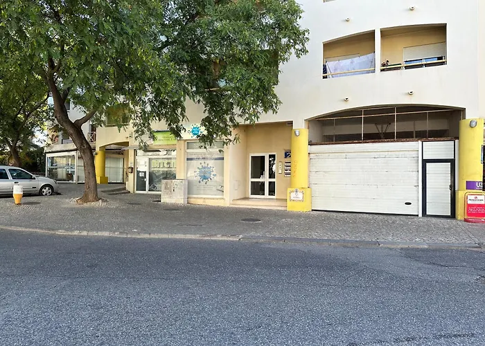 Bellavista Modern Comfort, 3 Balcony, Family With Wi-fi * Albufeira